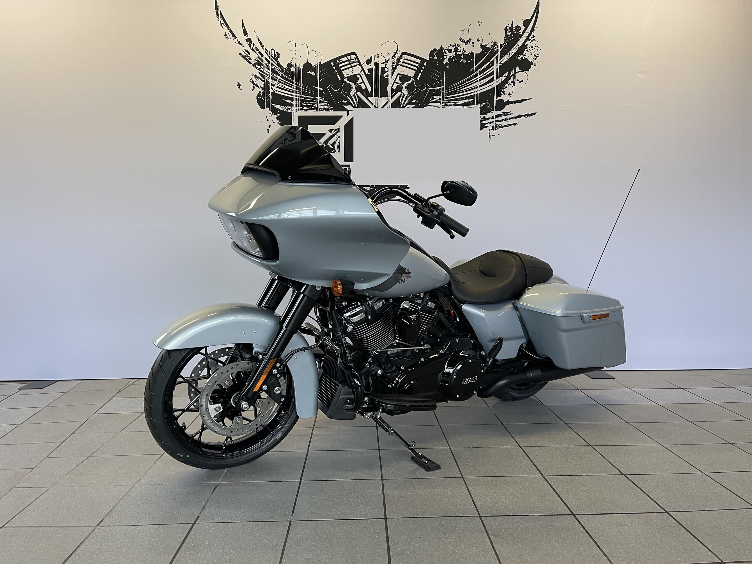 3_Road Glide Special 2024